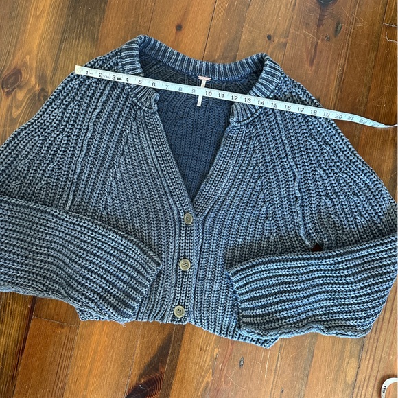 Free People Sweet Nothings Cropped 100% Cotton Cardigan Navy Blue - Size S - Picture 4 of 9